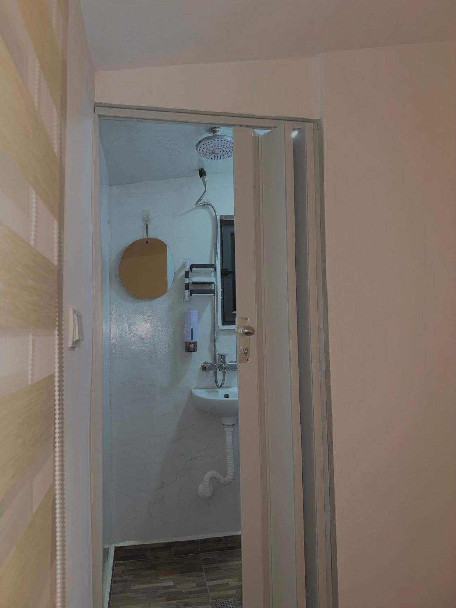 Vilabakiaj Tepelene Buitenkant foto