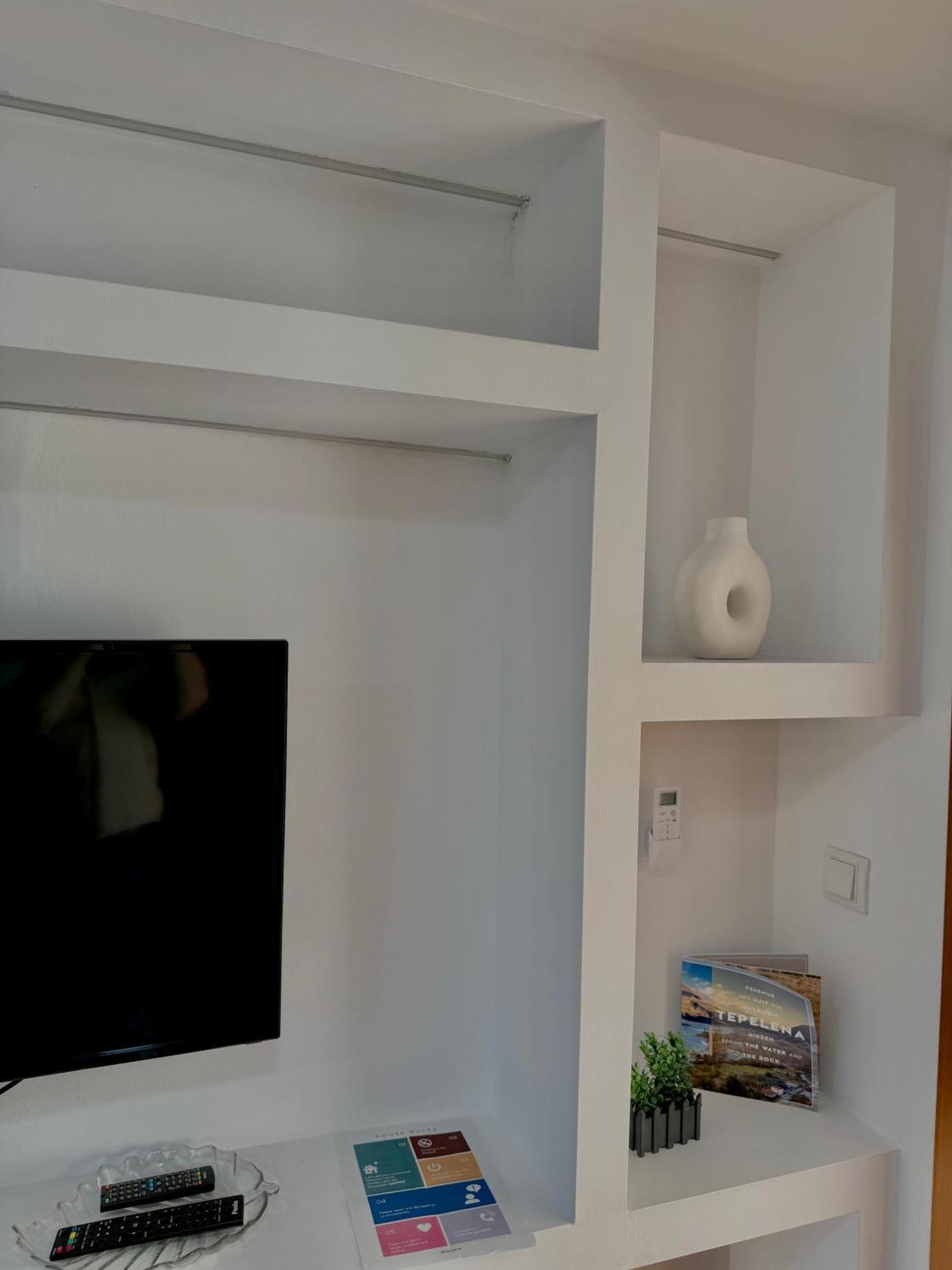 Vilabakiaj Tepelene Buitenkant foto